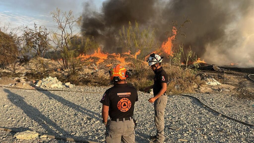 Este jueves la Protección Civil de Nuevo León reporta 277 incendios, un evento alarmante que afecta a varios municipios.