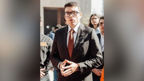 La bancada de MC desmiente las acusaciones políticas de Alito en relación a la detención de Karina Barrón.