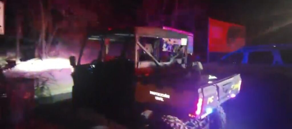 Un exitoso operativo de rescate de excursionistas atrapados en el Cerro de la Silla destaca la labor de Protección Civil.