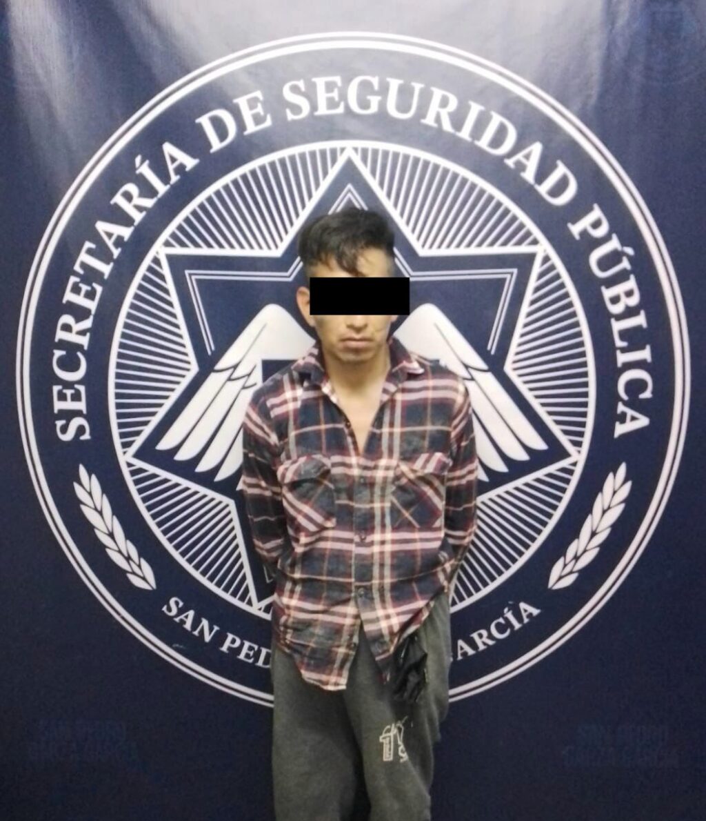 Un hombre fue arrestado por presunto allanamiento en Del Valle, un hecho que está causando inquietud en la comunidad.