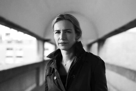 La escritora Lea Ypi habla sobre su experiencia en Albania y el poder de la propaganda en su libro Libre.
