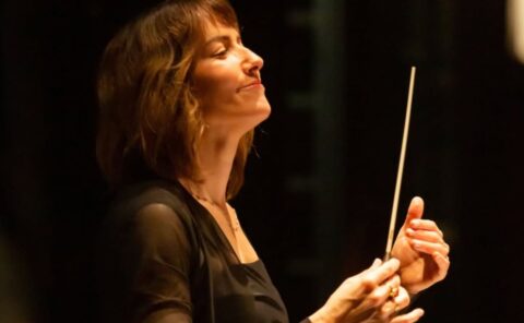 Alondra de la Parra regresa a Bellas Artes, cautivando al público con su talento junto a la Orquesta Sinfónica Nacional.