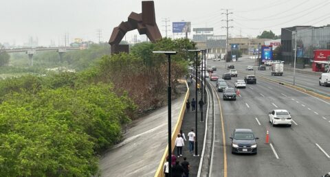 Los trabajos en el puente en Morones Prieto inhabilitarán dos carriles, causando inconvenientes en el tránsito local.