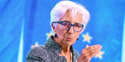 La presidenta del BCE, Lagarde, considera que los temores sobre la inflación son exagerados tras el reciente aumento de tasas.