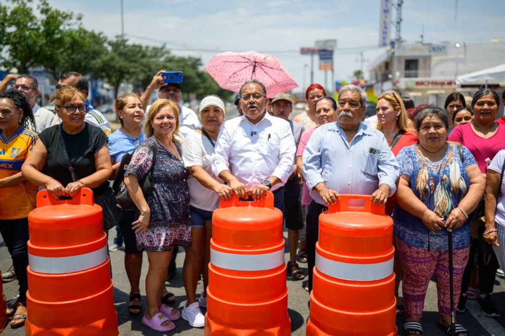 La segunda fase del proyecto de la Avenida Raúl Salinas en Escobedo mejora 38 mil metros cuadrados de pavimento.