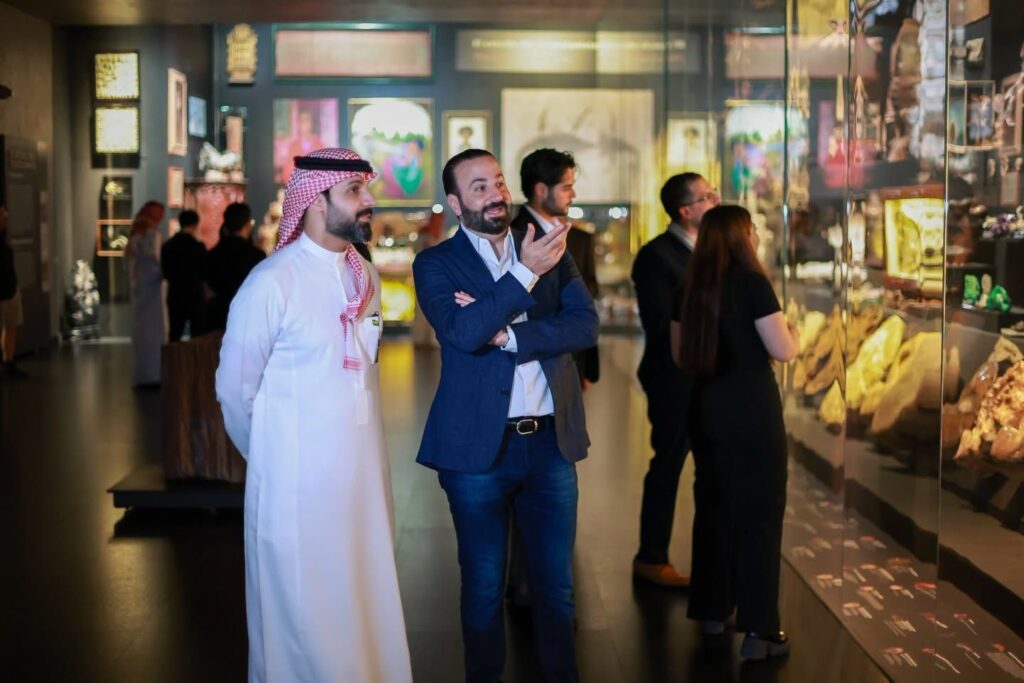 Funcionarios de Arabia Saudita visitan Nuevo León para aprender de la organización y cultura previa al Mundial 2034.